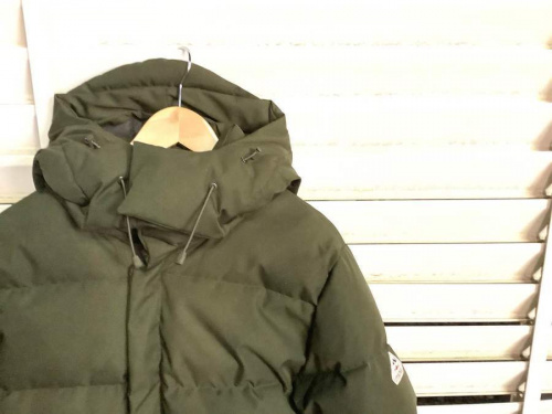 トップスのジャケット