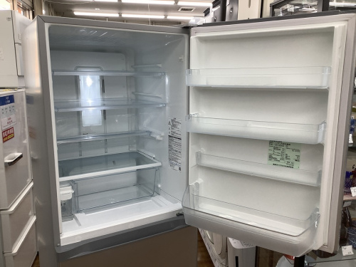冷蔵庫の3ドア冷蔵庫