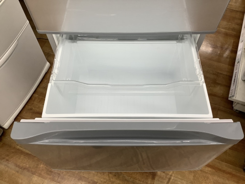 3ドア冷蔵庫のTOSHIBA
