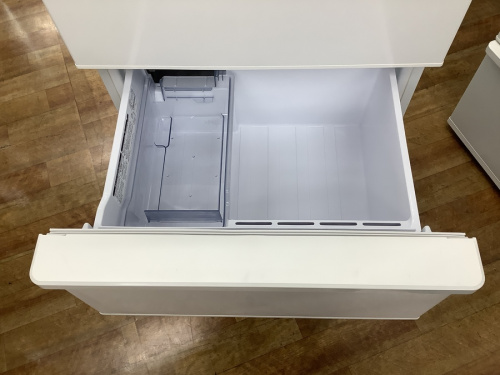 3ドア冷蔵庫のAQUA