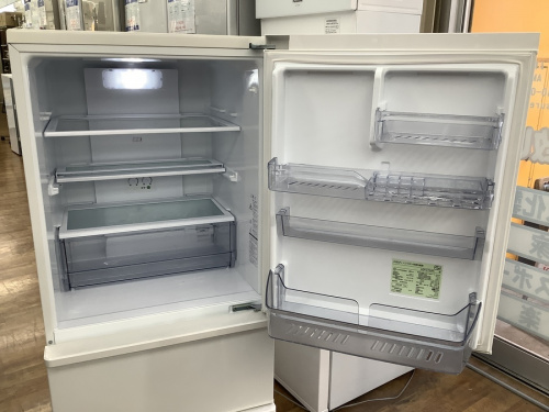 冷蔵庫の3ドア冷蔵庫