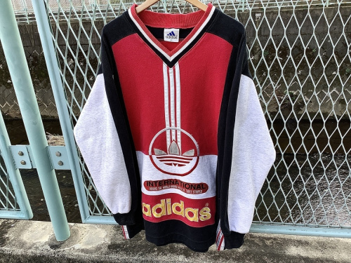 トップスのジャケット