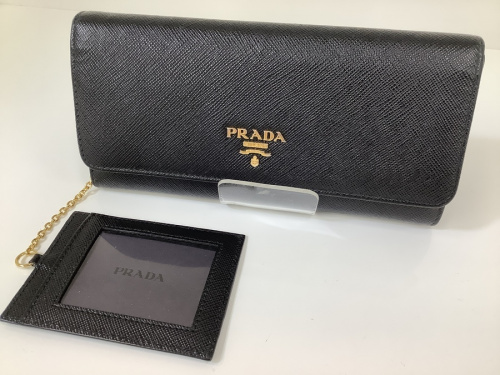 ブランド・ラグジュアリーのPRADA
