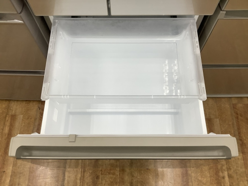 Panasonicの5ドア冷蔵庫