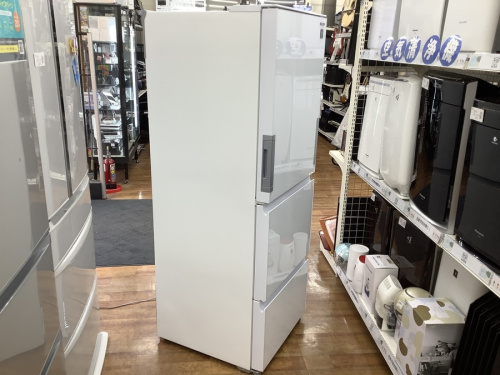 冷蔵庫の3ドア冷蔵庫