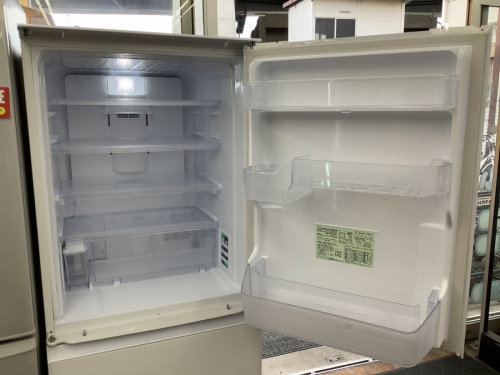 3ドア冷蔵庫のSHARP