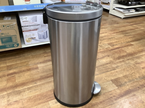 ダストボックスのSIMPLEHUMAN