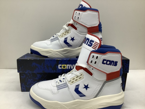 スニーカーのハイカットスニーカー