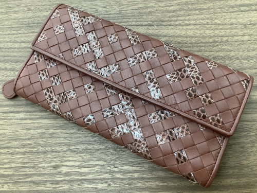レディースファッションの財布