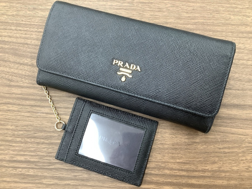 ブランド・ラグジュアリーのPRADA