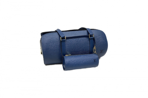 ボストンバッグのLOUIS VUITTON