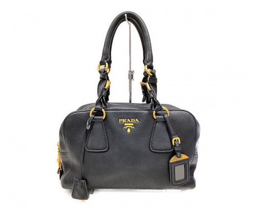PRADAのバッグ