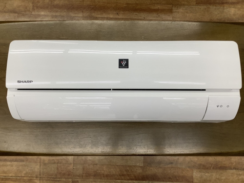 エアコンの壁掛けエアコン