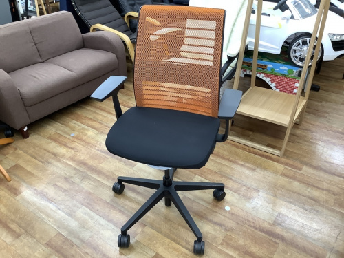 生活家具のイス
