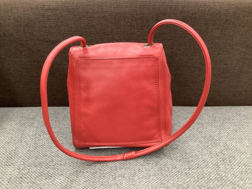 ショルダーバッグのCHANEL