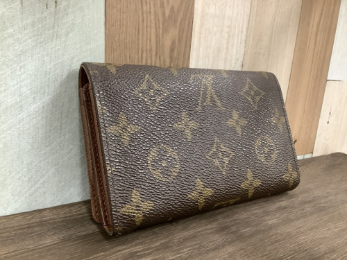 ルイヴィトンの2つ折り財布