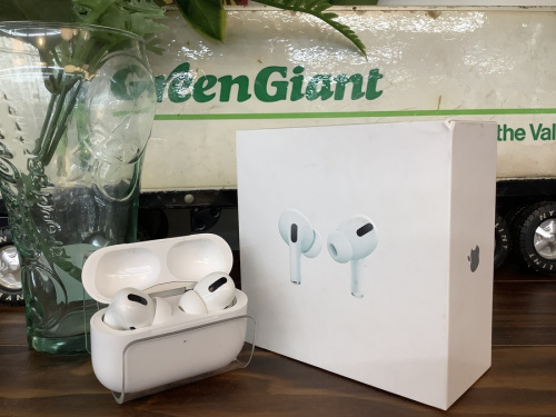 デジタル家電のワイヤレスイヤホン