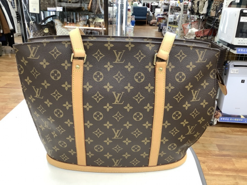 バッグのショルダートートバッグ