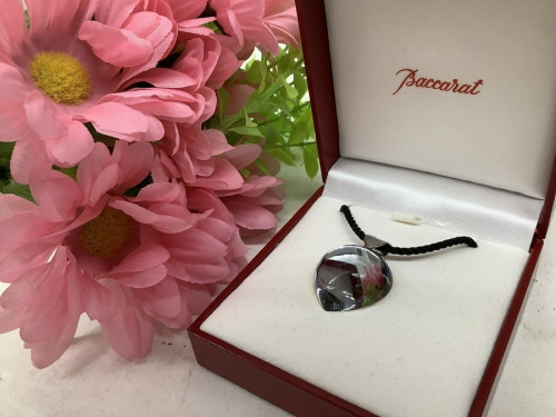 テーブルウェアのガラス