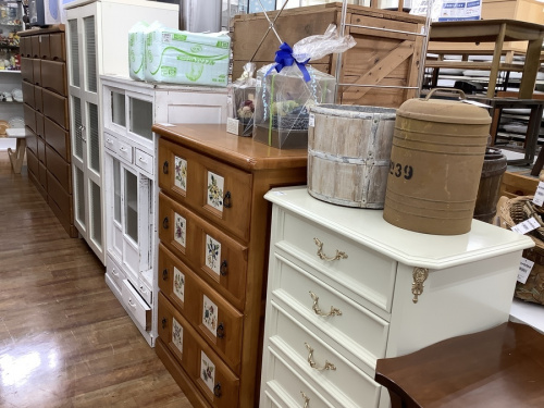 IDEEの横浜川崎中古家具情報