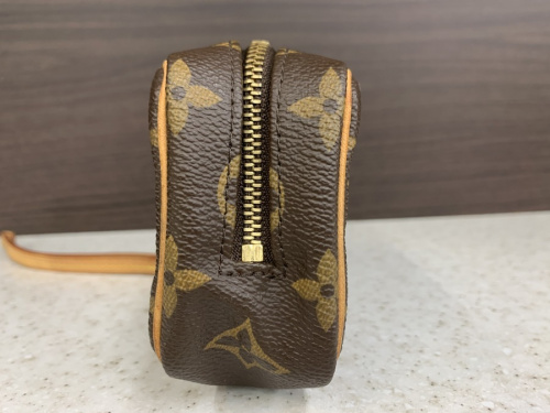 アクセサリーポーチのLOUIS VUITTON