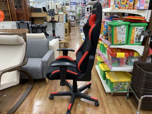 ゲーミングチェアのDXRACER