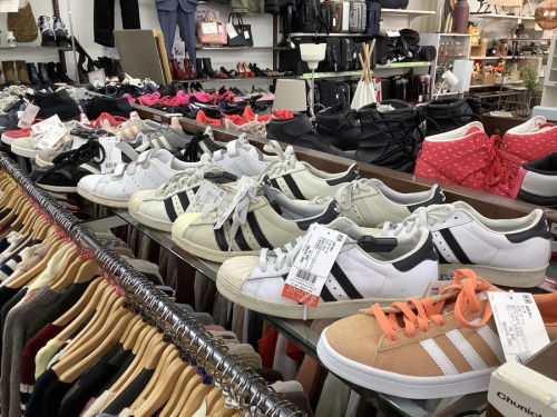スニーカーのNIKE