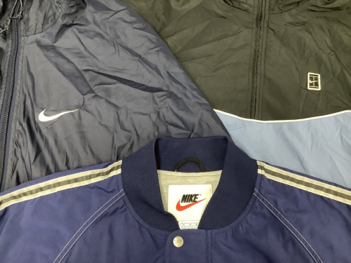 トップスのNIKE
