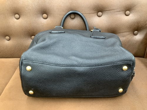 ハンドバッグのPRADA