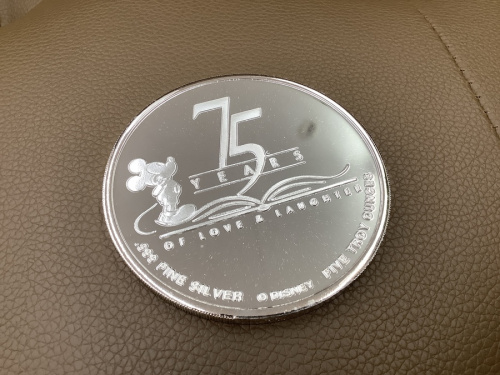 75周年記念メダルの純銀