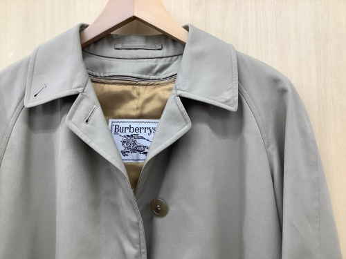 メンズファッションのステンカラーコート