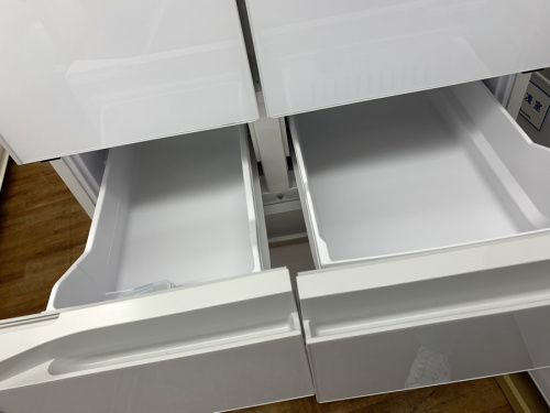 6ドア冷蔵庫のHITACHI