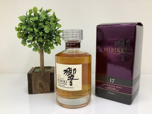 蒸留酒類のSUNTORY（サントリー）