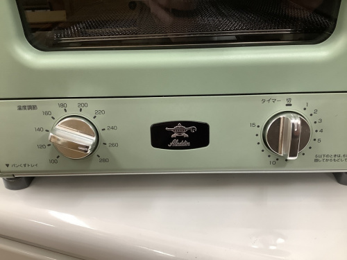 キッチン家電のトースター