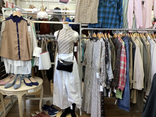 洋服の春物買取