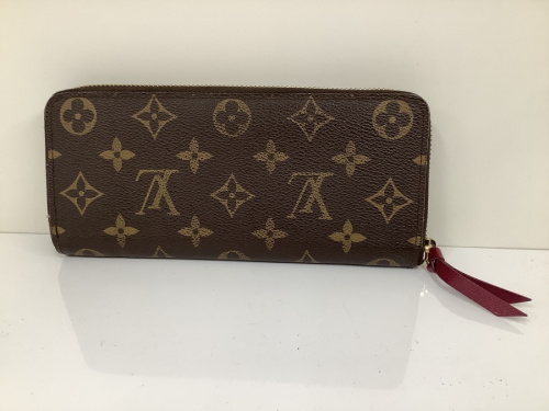 LOUIS VUITTONのバッグ　ブランド
