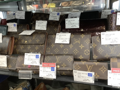 ルイヴィトンのLOUIS VUITTON