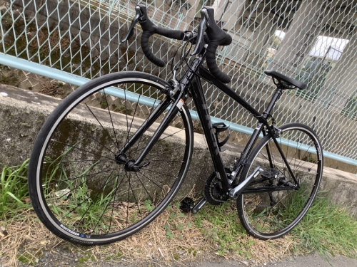 アウトドアの自転車