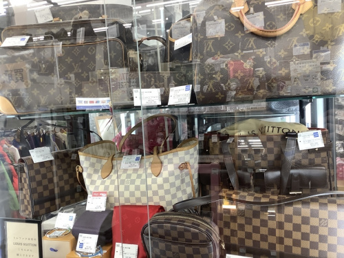 バッグ・財布の安い