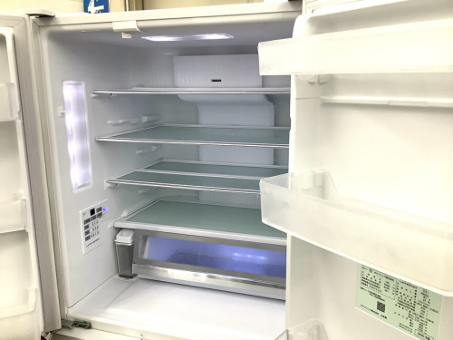 冷蔵庫の6ドア冷蔵庫