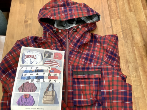 トップスのジャケット