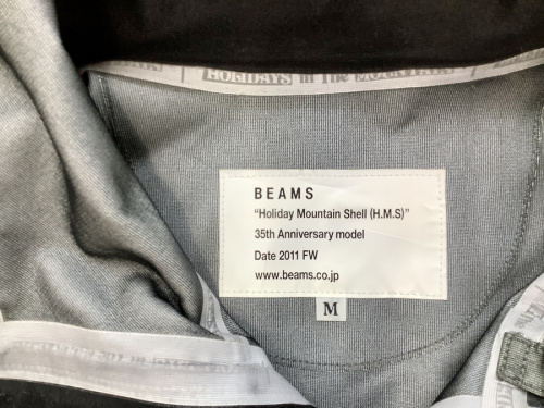 マウンテンパーカーのBEAMS×HOLIDAY MAUNTAIN SHELL