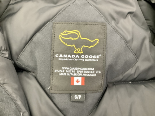 コンスタブルパーカのCANADA GOOSE(カナダグース)