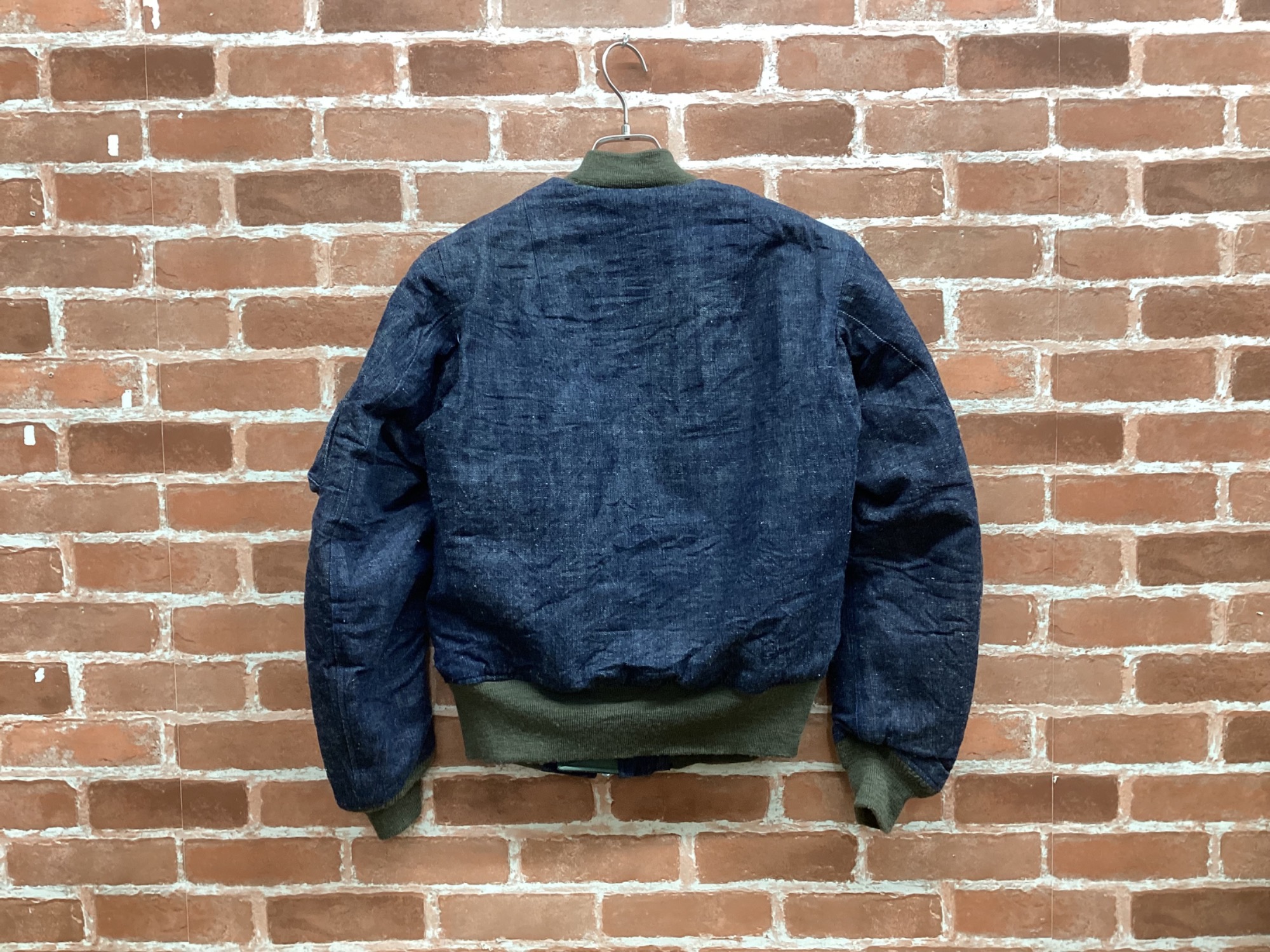 最新作 春モノ衣類買取強化中】BUZZ RICKSON'S ×SUGAR (バズリクソンズ) トップス