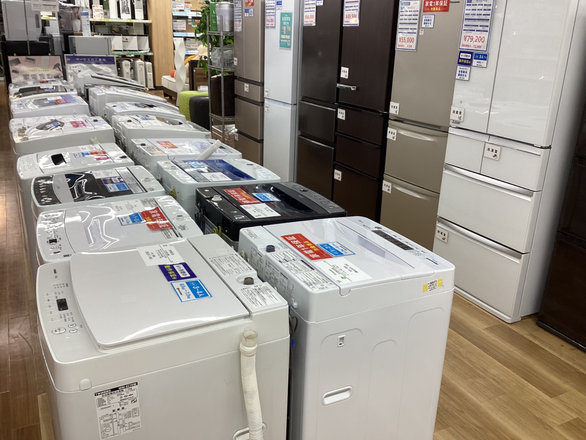 【楽天市場】【P5倍 12日9:59迄】＼TVで紹介されました／炊飯器 1升 IH アイリスオーヤマ 低糖質 10合炊き IH炊飯器 1升炊き  糖質抑制 銘柄炊き 炊き分け 玄米 IHジャー炊飯器 おかゆ 無洗米 玄米 おこわ 早炊き おしゃれ 大容量