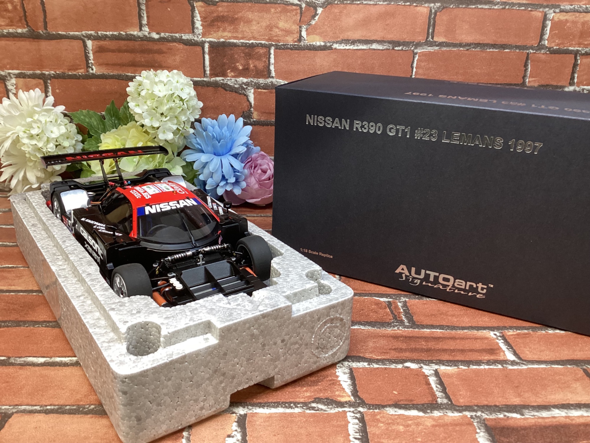 AUTOart：NISSAN R390 GT1 #23 LEMANS 1997】入荷いたしました