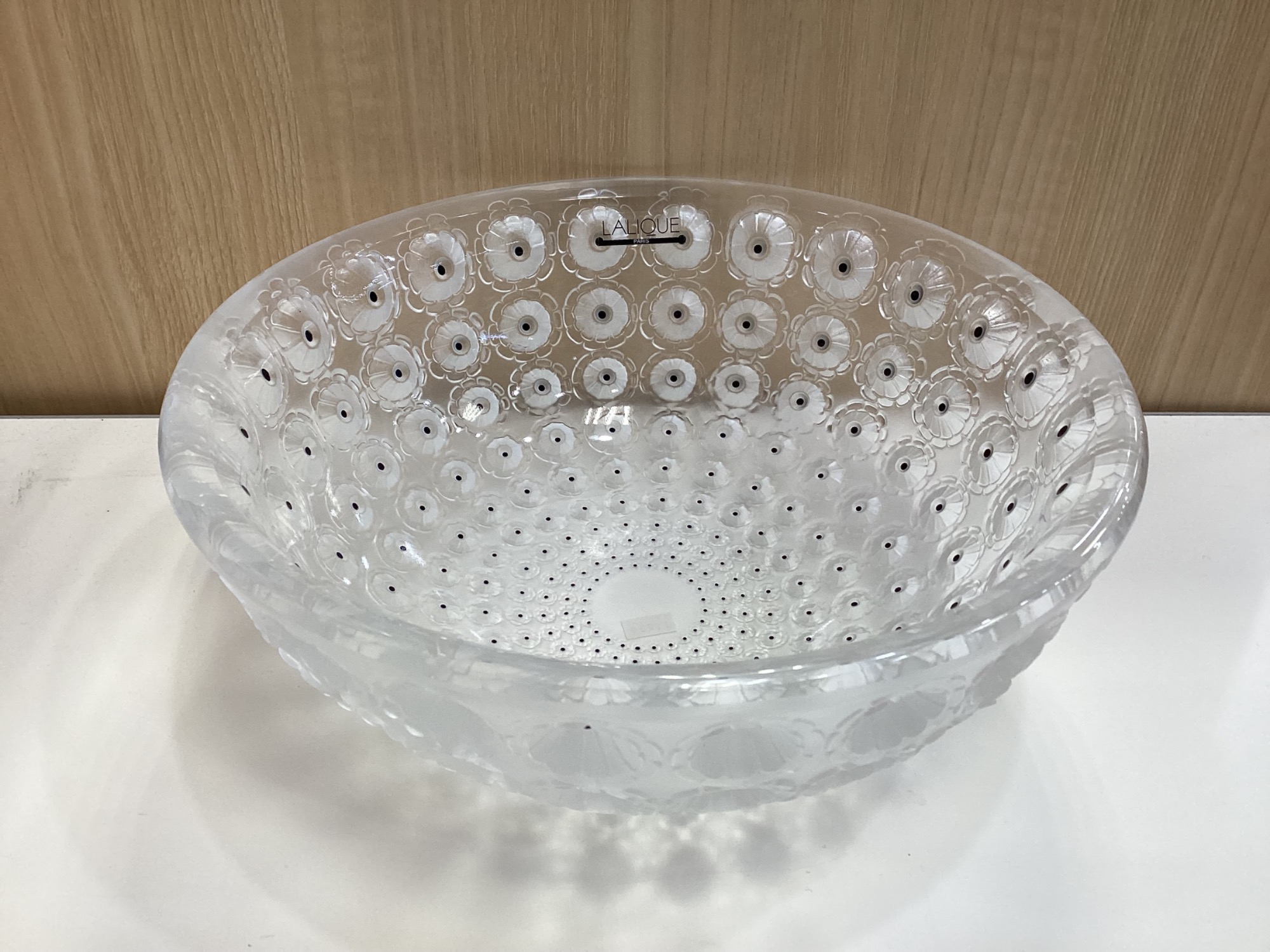 LALIQUEのガラスボウル”ヌムール”をご紹介します！｜2025年11月17日