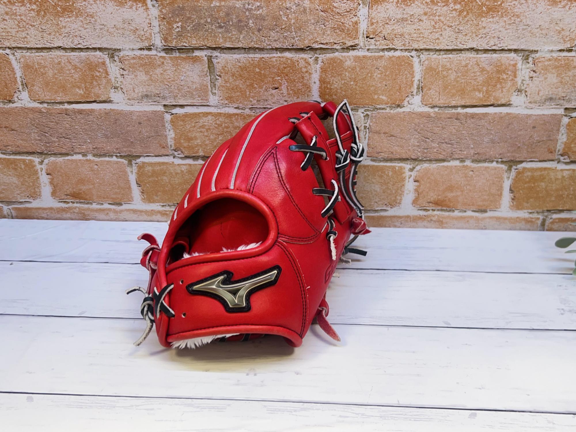 本日はMIZUNOのグローブ”グローバルエリート”のご紹介です！｜2026年03