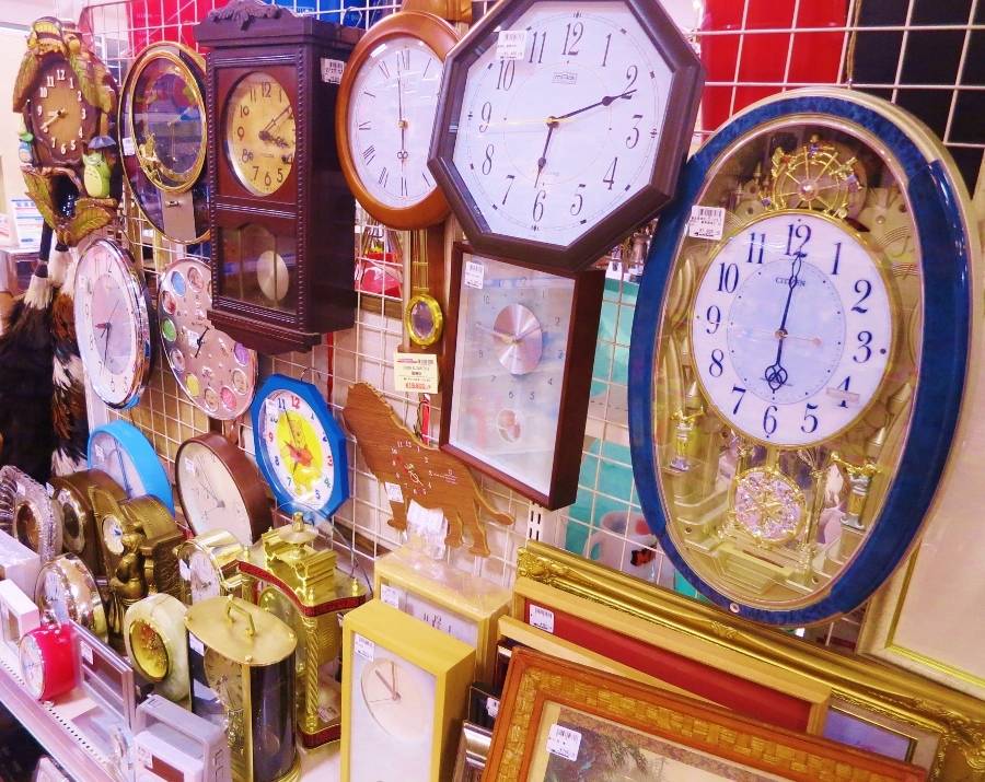 存在感抜群！QUEEN ELIZABETH 2の電波時計が入荷致しました