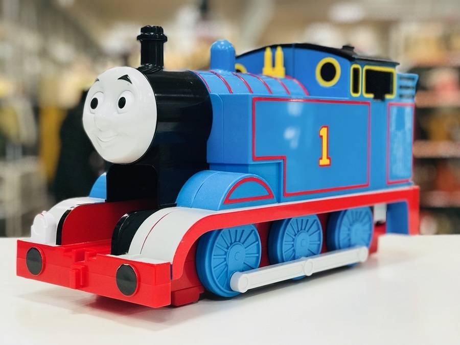 プラレール あそべるエンジン！！ビッグトーマス入荷しました